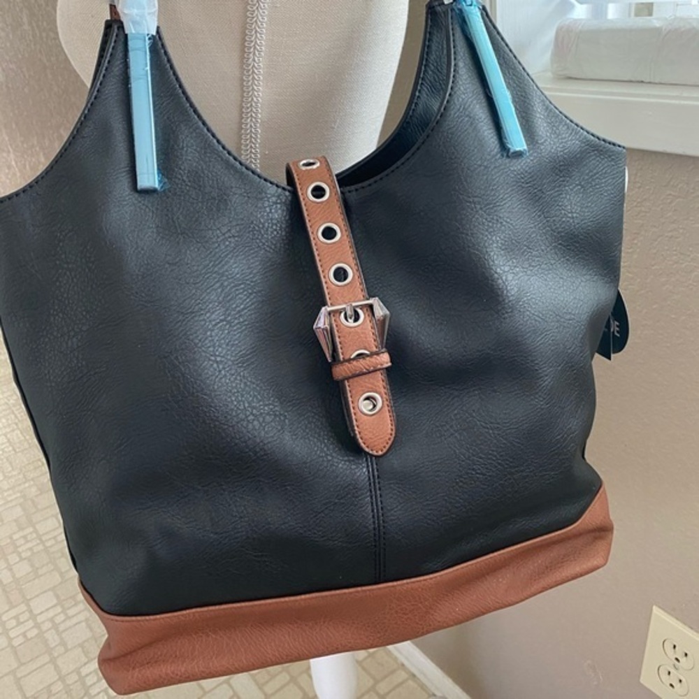 Black Rivet Lindsey black and brown faux leather hobo